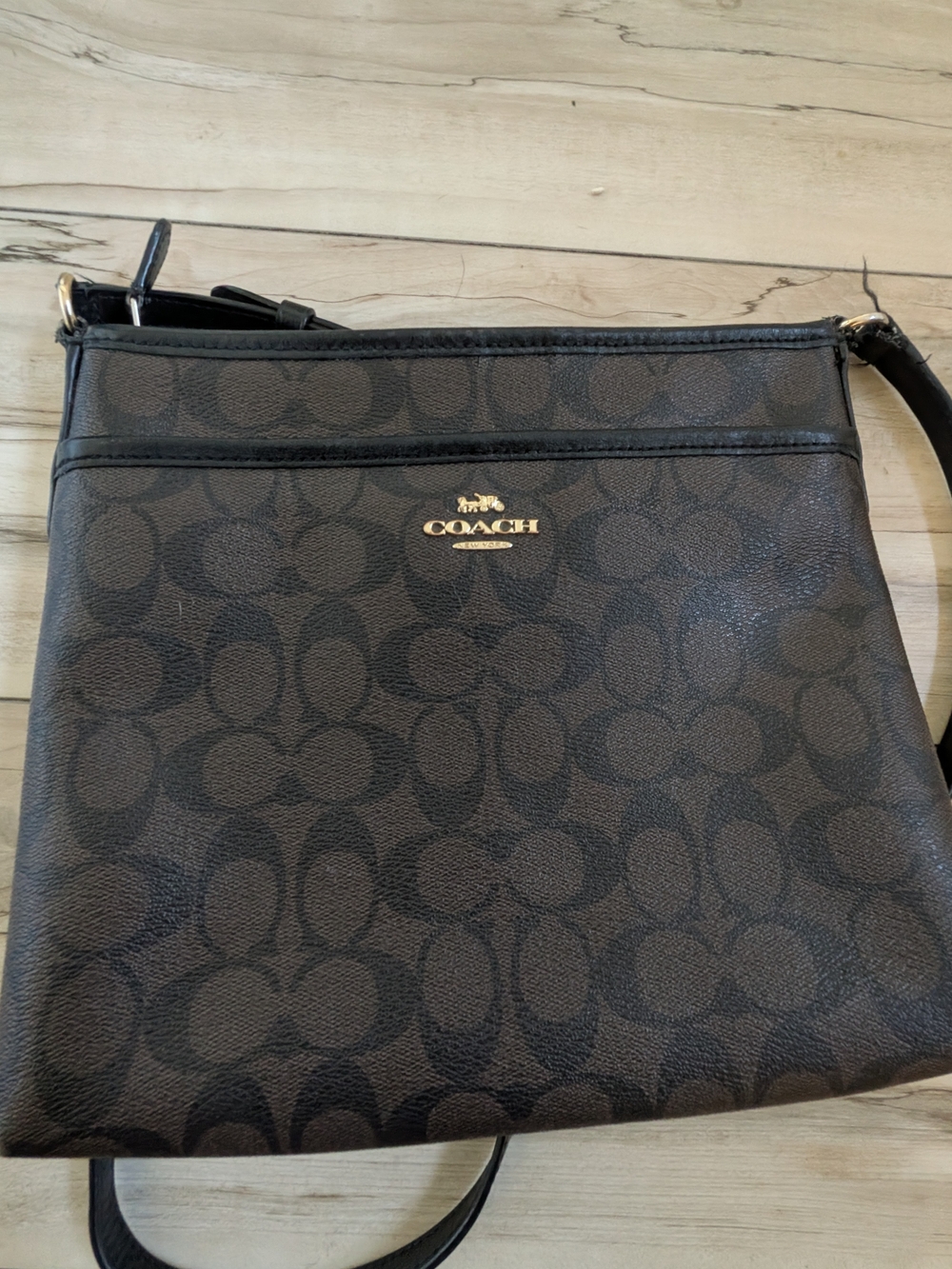 COACH Men’s Signature Crossbody Bag - Black/Brown